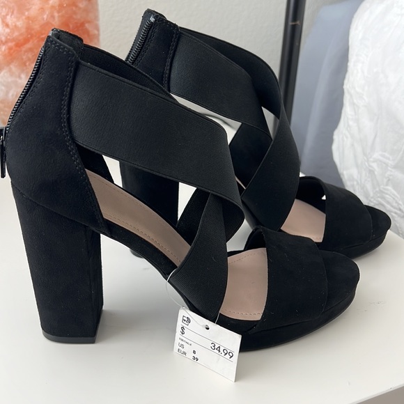 H&M Suede Platform Heel - Picture 6 of 9